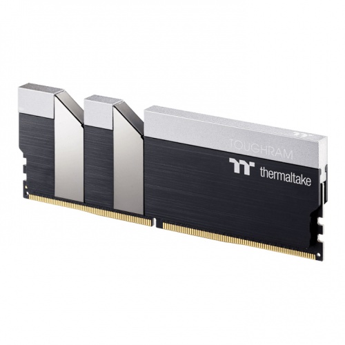 Thermaltake TOUGHRAM 8GB 3200MHz DDR4 Desktop RAM